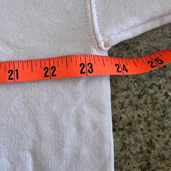 Hanes Light Pink 'Survivor' Women's Sweatshirt crew neck Size Large NWOT - Picture 3 of 7